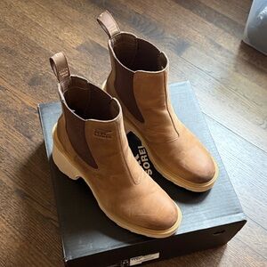 Sorel Hi-Line Chelsea boot.